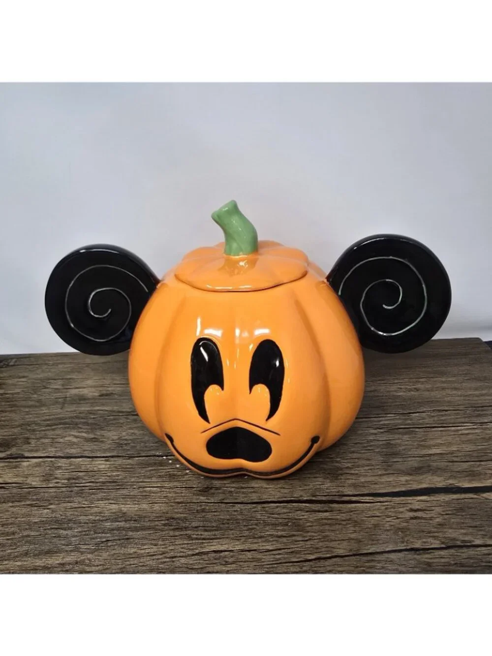 Disney Mickey Mouse Halloween Jack o Lantern Pumpkin Ceramic Cookie Jar Canister